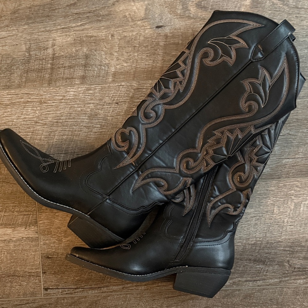 Black Western Boots